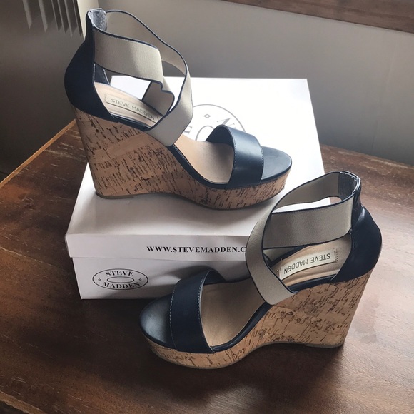 Steve Madden Wedges - Picture 4 of 9